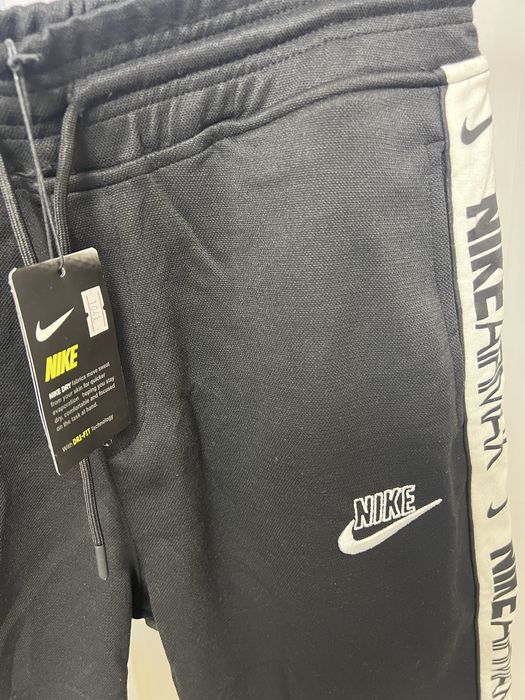 Pantaloni scurți Nike