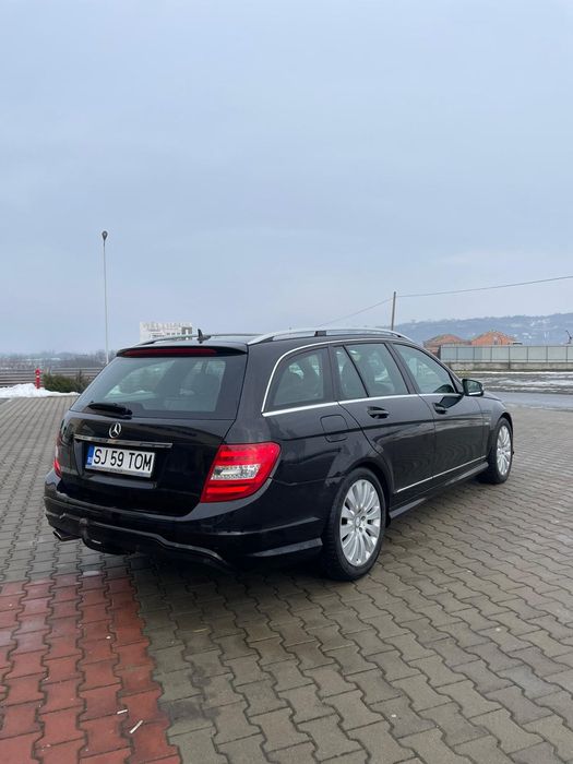 Mercedes C-class c220 AMG