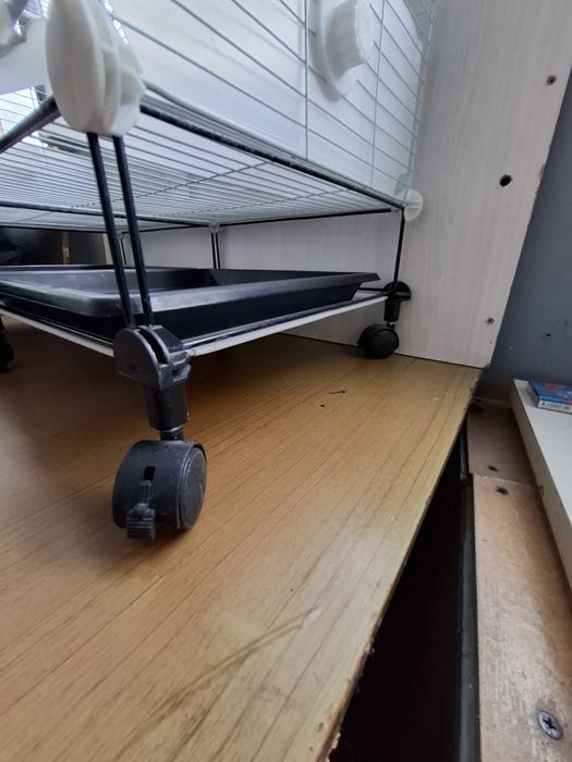 Зоотовары. Клетка.