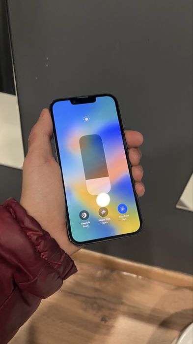 Продам айфон 14 на 128гб