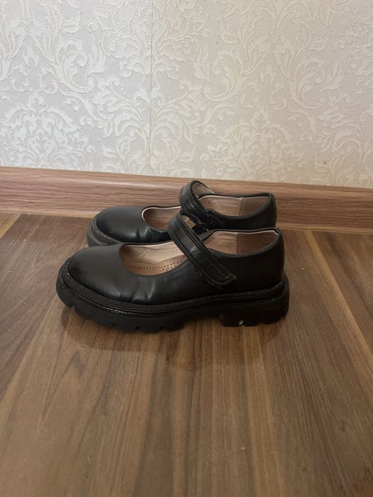 Сандали шлепки туфли