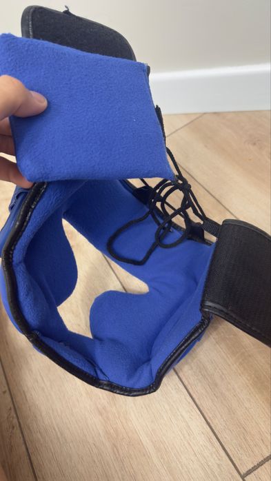 Шлем для единоборств