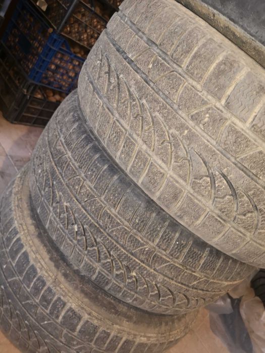 Cauciucuri de iarnă 195/55 R16 hankook