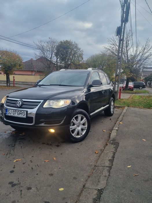Vând vw touareg 2.5 tdi R5 facelift