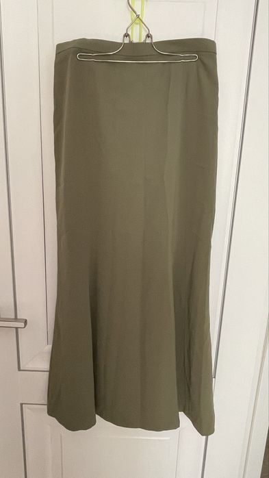 Костюмы  женские