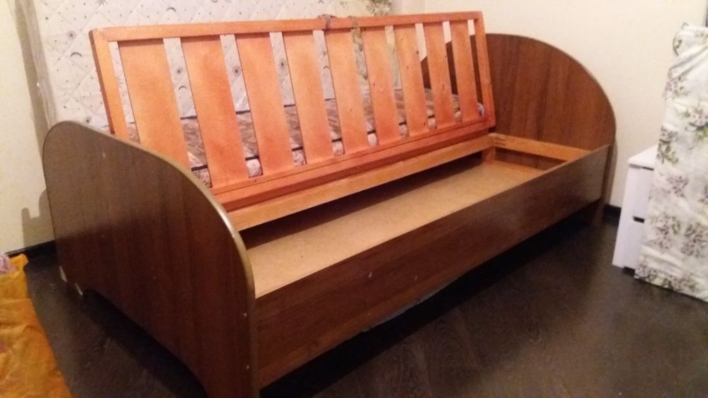 Кровать полуторка