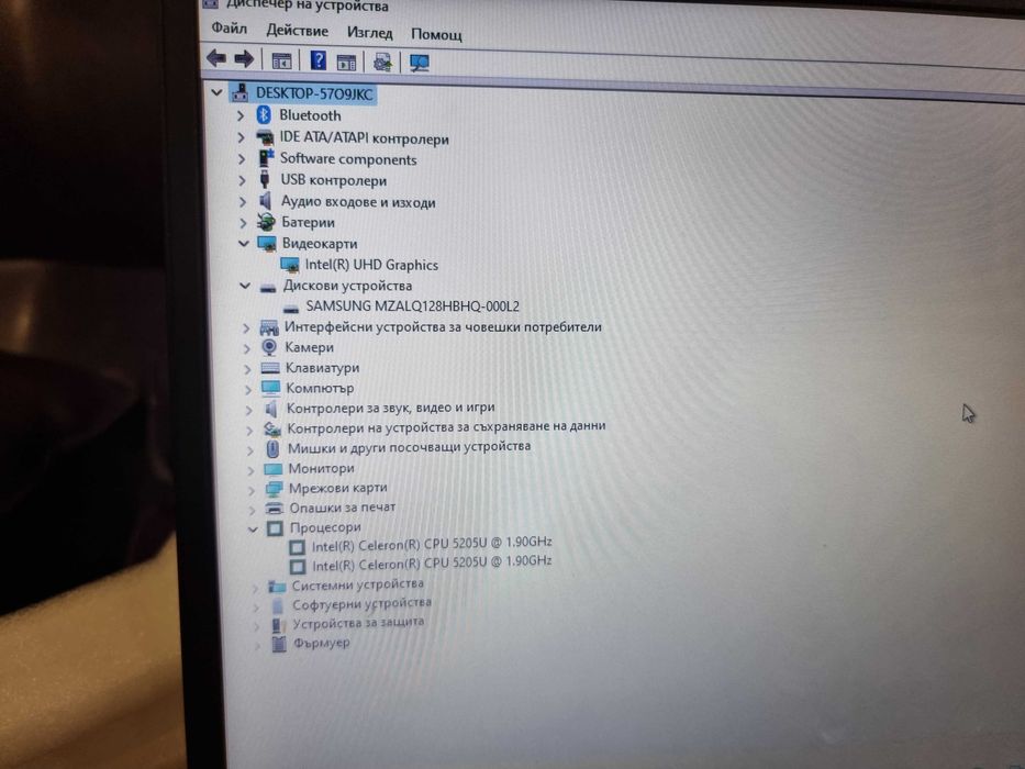 Лаптоп Lenovo ideapad 3, 15,6 Инча RAM 4GB, SSD 128GB