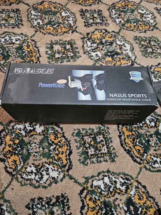 Это фиксатор коленного сустава Nasus Sports Kneecap Resistance Strap,