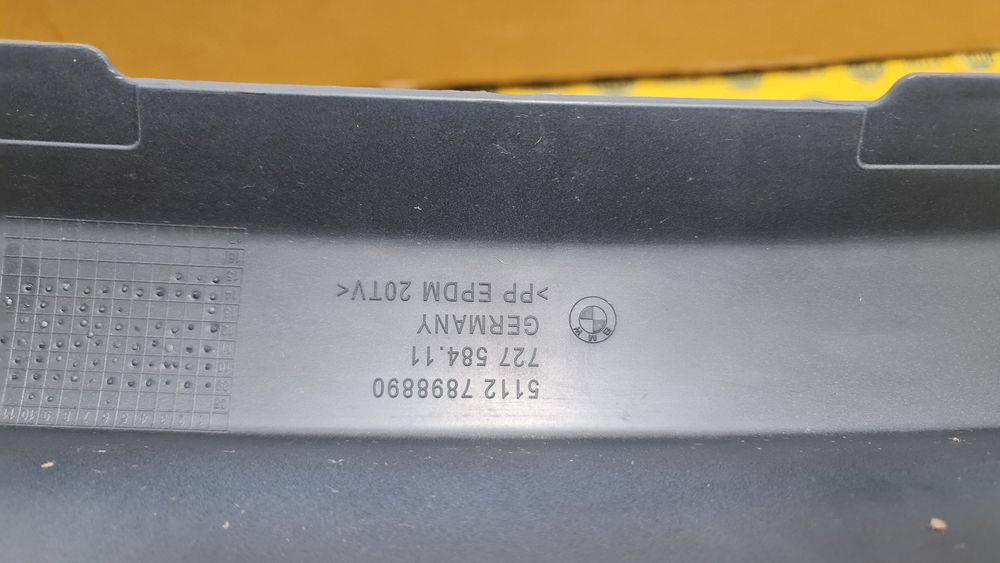 Ornament NOU spoiler bara spate BMW 7 F01 F02 F04 7898890