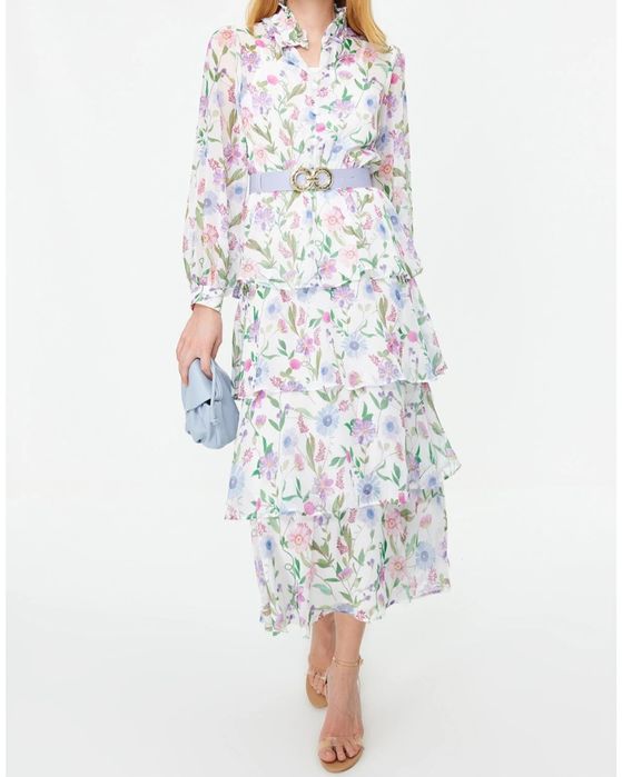 Rochie eleganta vaporoasa