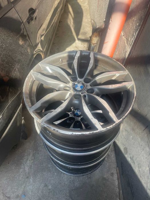 BMW X4 2.0D XDrive на части