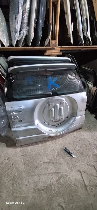 Авторазбор Тойота рав4.