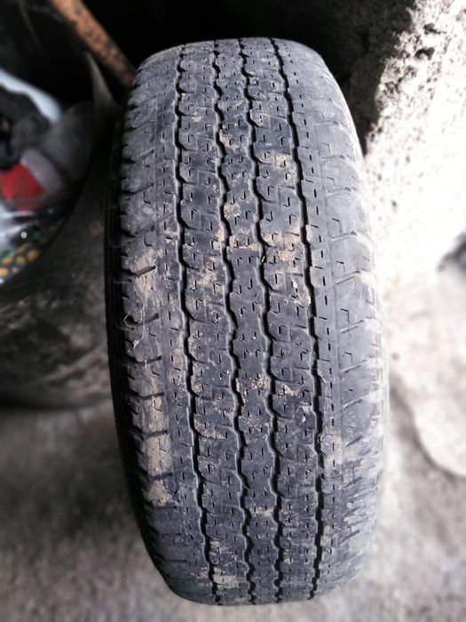 Продам б/у шины.