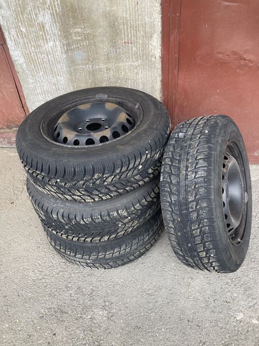 Roți de iarnă cu jante de tablă