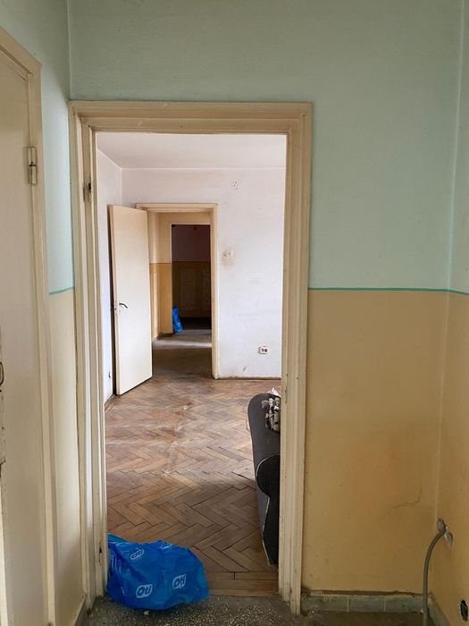 Vând Apartament 3 Camere – 62 mp – Str. Miron Costin, Bacău