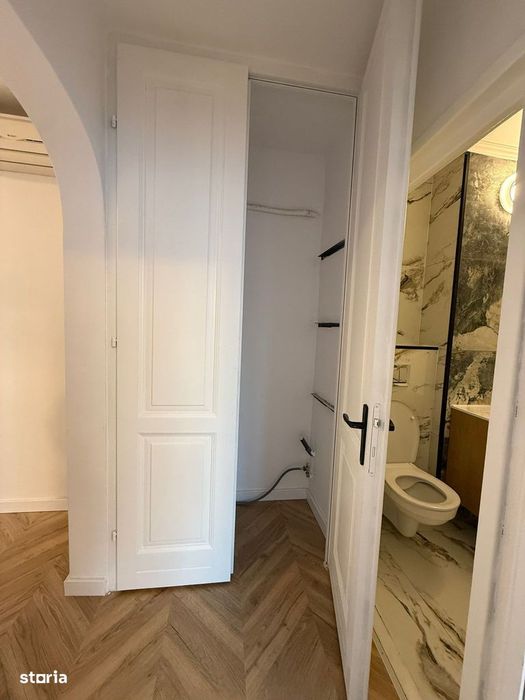 Apartament cu 3 camere – Zona Rogerius, Oradea