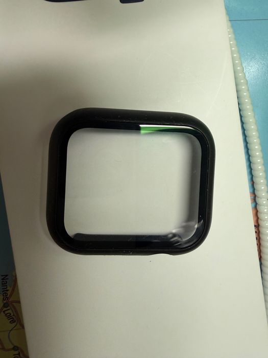 Продавам Apple Watch SE2