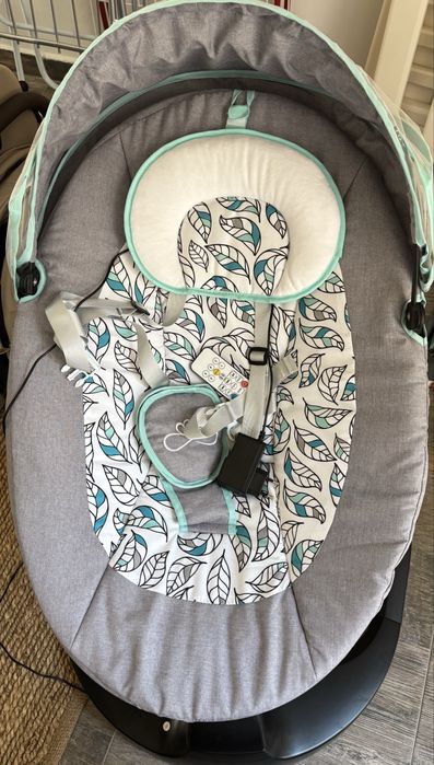 Електрическа бебешка люлка/шезлонг