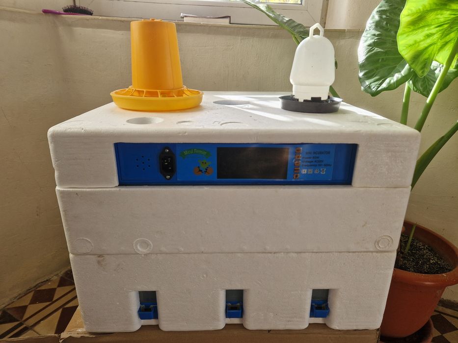 Micul Fermier Incubator
