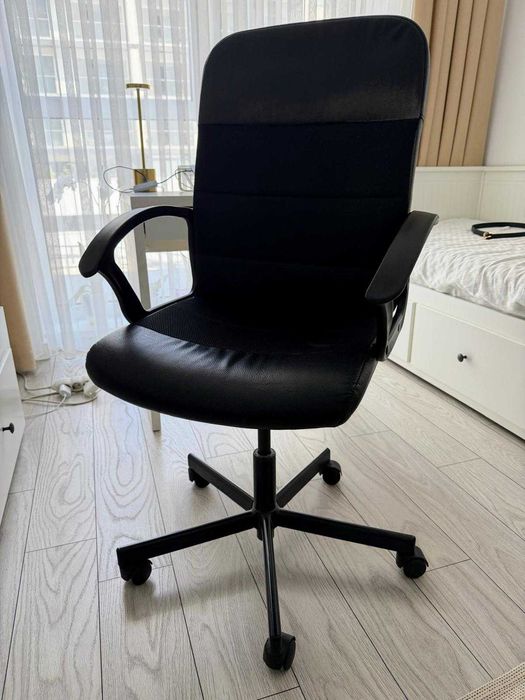 Scaun de birou elegant