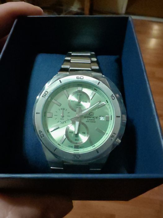 Часовник CASIO EFV-640D-3AVUEF