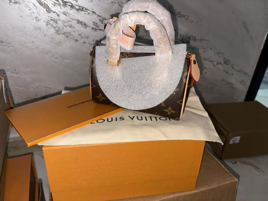 Genți damă Louis Vuitton originale
