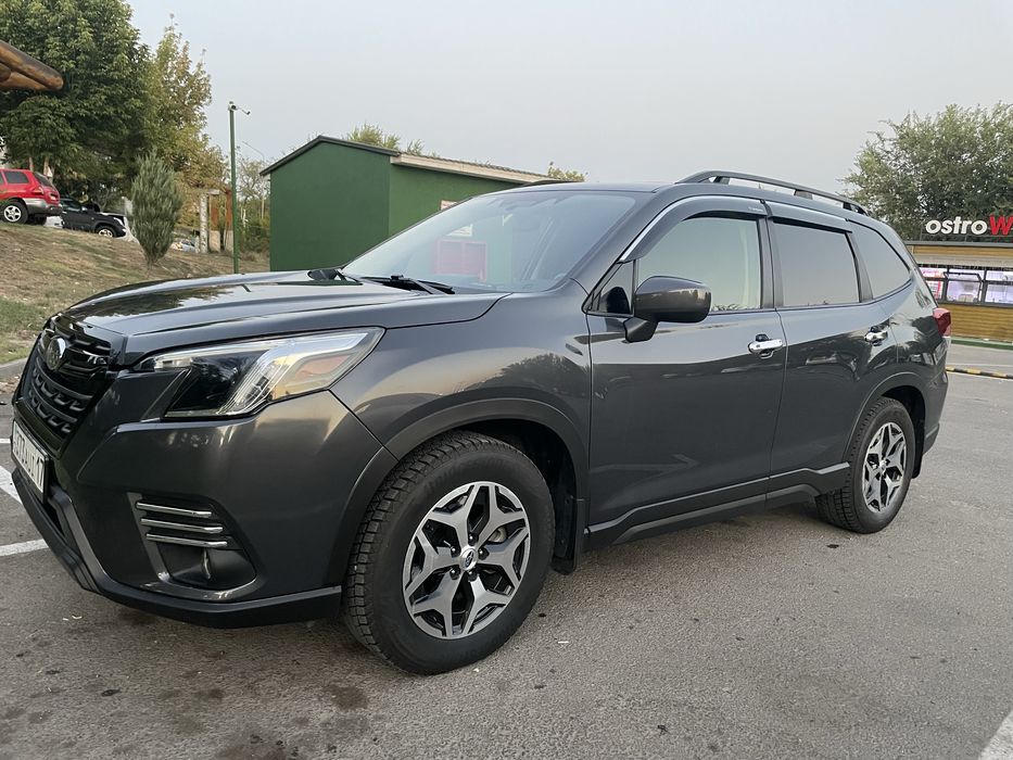 Субару форестер 2023 г.в.