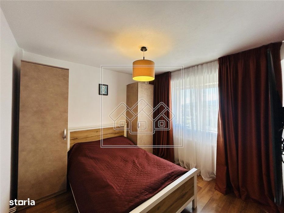 Ap cu 3 camere, 2 bai, etaj 47 - Zona Turnisor