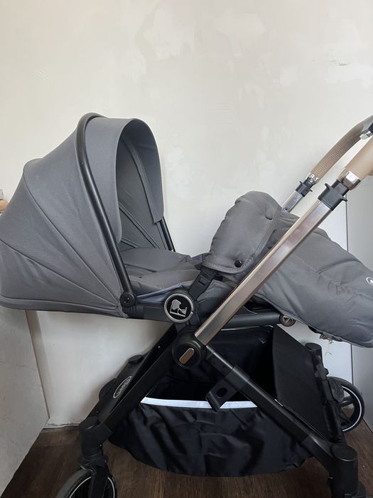 Коляска прогулочная