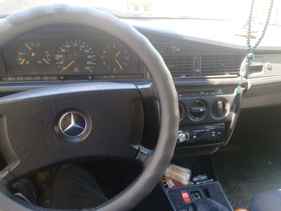 Мерседес w201 190