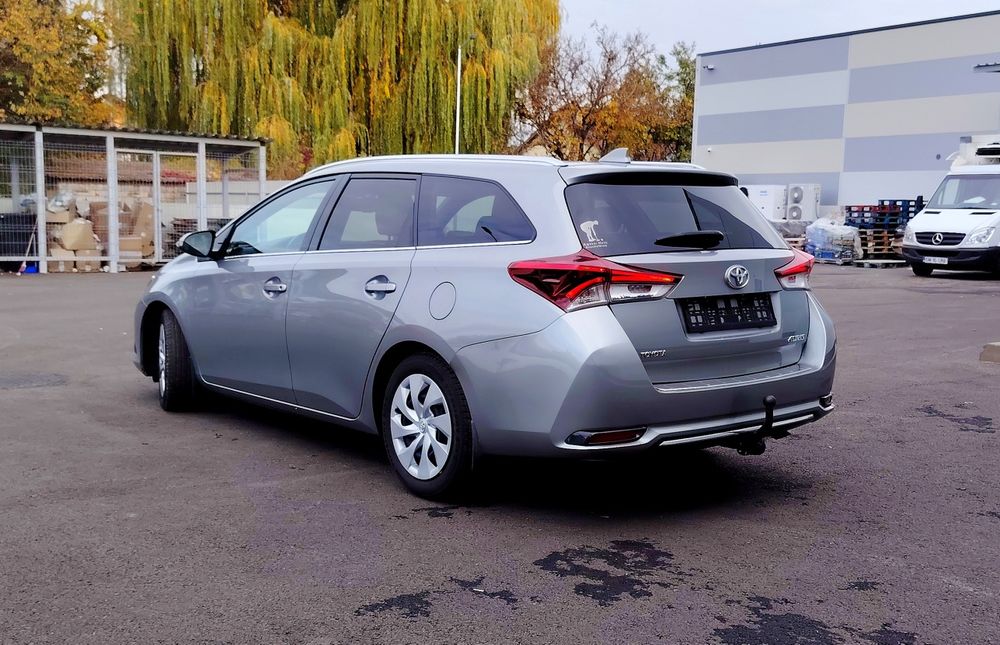 Toyota Auris 1.6 D-4D 111cp,FACELIFT EURO 6 Golf Astra 308 i30 Ceed Focus Megane