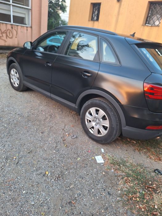 Vând Audi Q3 TDI .