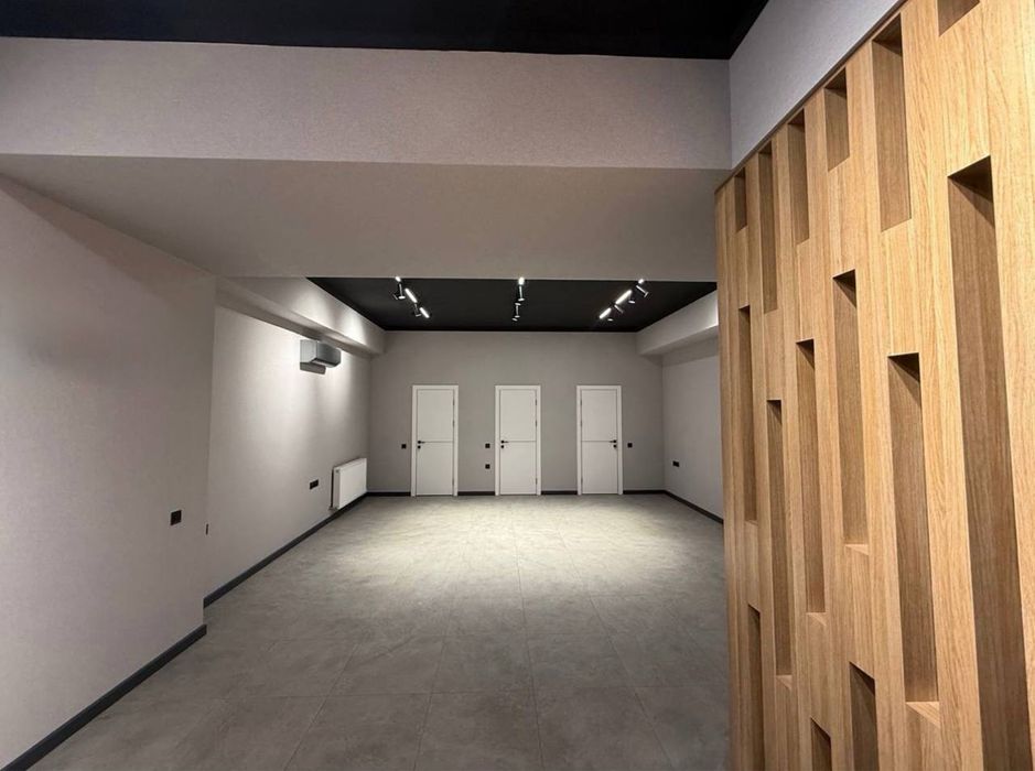 Сдается помещение с ремнтом под любой бизнес,1 линия