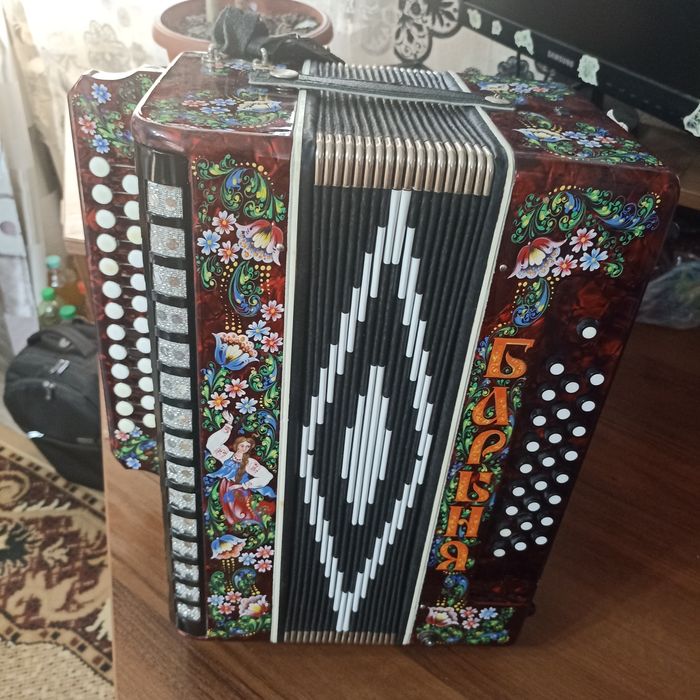 Продам шуйскую гармонь.