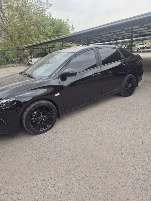 Новый машина Monza 1.3 turbo