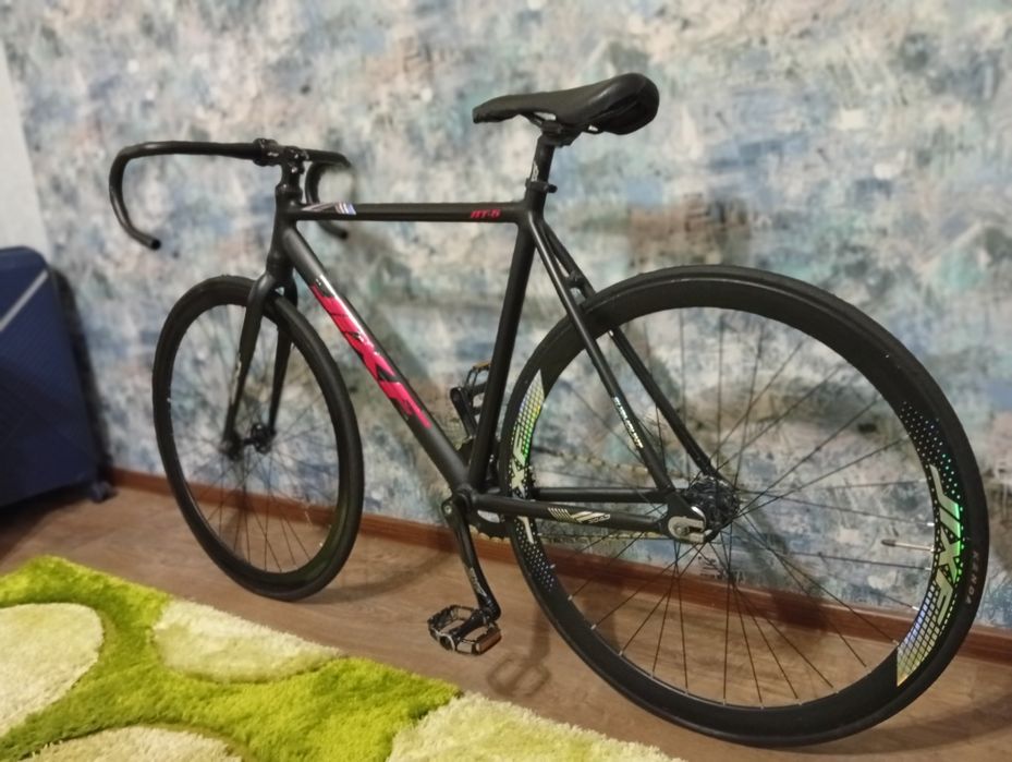 Велосипед Фикс в отличном состоянии