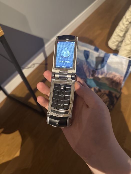 Продаётся Vertu Constellation Ayxta (оригинал)