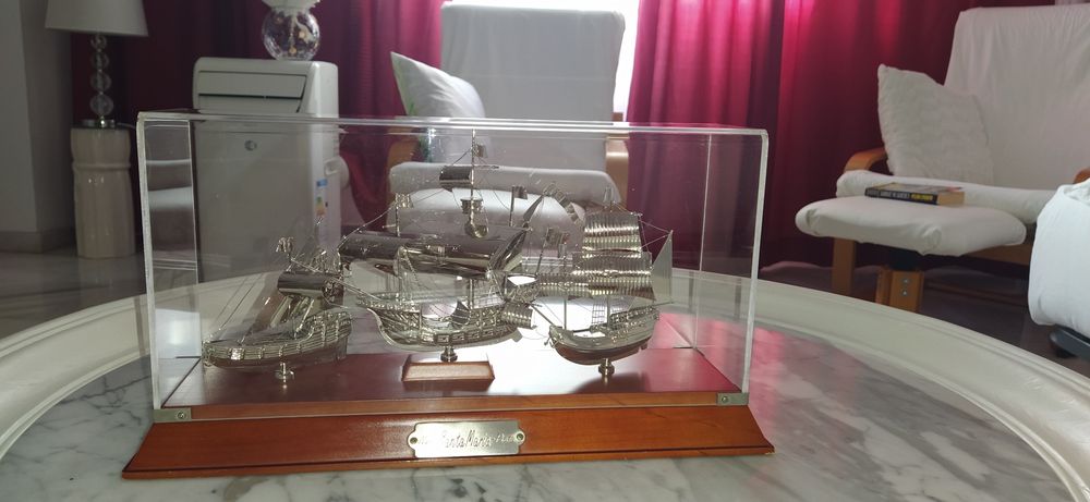 Макет на кораби.