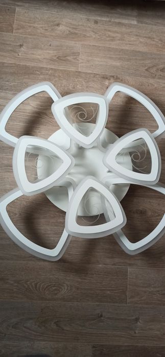 Люстра светодиодная