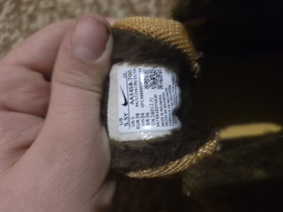 NIKE Зимни кецове