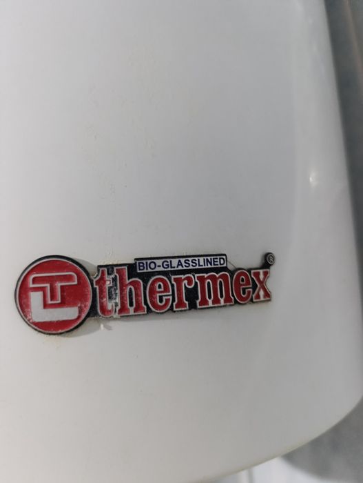 Шұғыл түрде 50л аристон сатылады! Өте жақсы істейді!