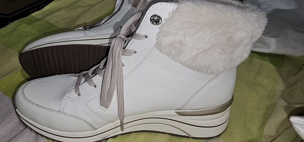 Дамски зимни ботички Remote TEX бели 41