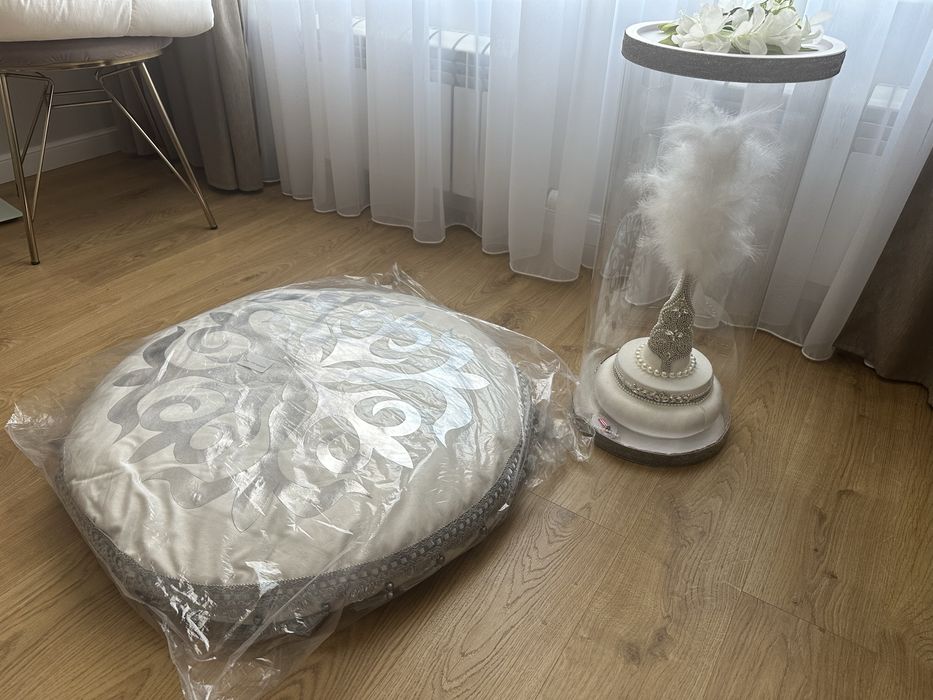 Набор на сырға салу