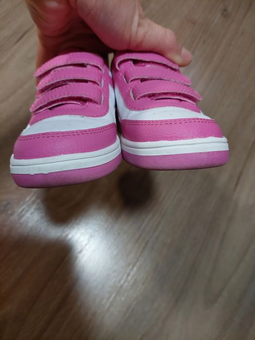 Pantofi sport H&M, mărimea 25.