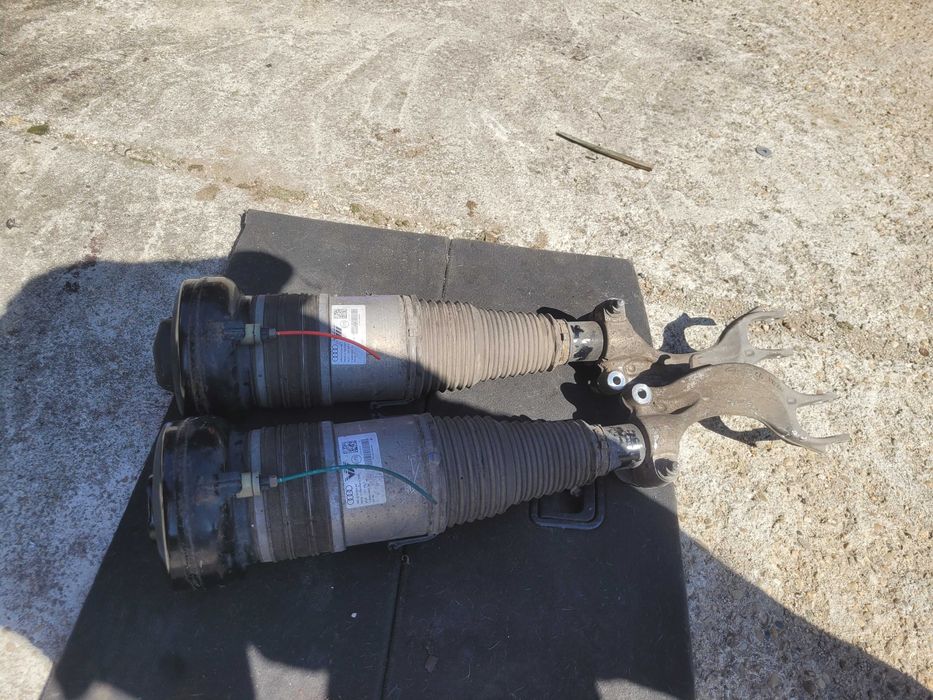 Perna aer telescop Audi Q7 4M cod OEM 4M0616039AE