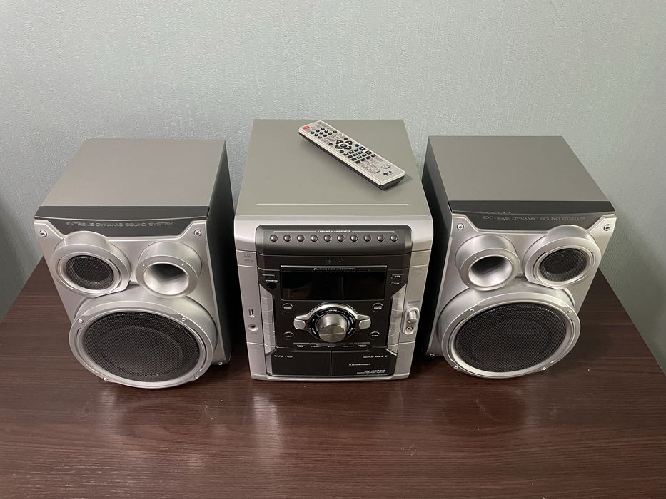 Музыкальный центр LG