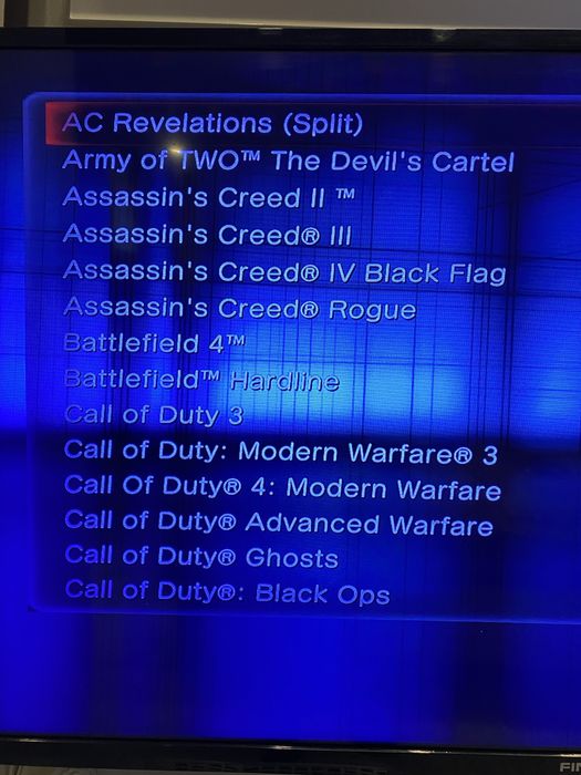 Vind PS3 slim modat  cu 52 jocuri