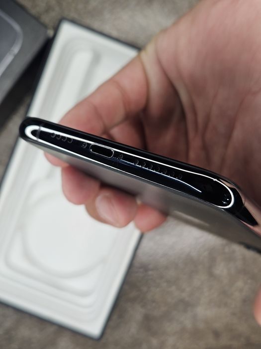 iPhone 11 Pro Max karobka dakument