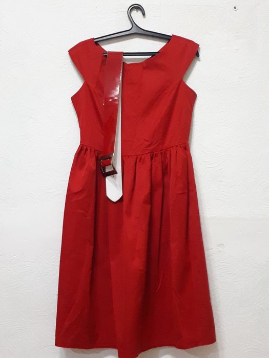 Продам кофта белая