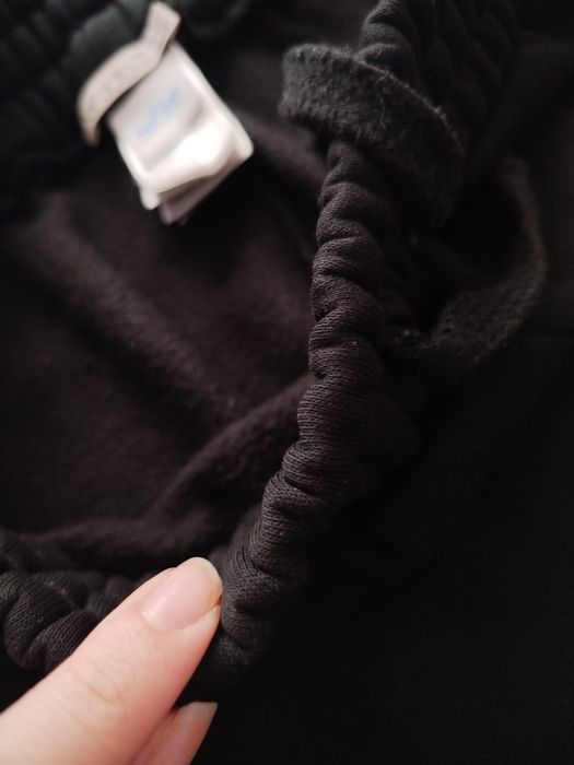 Черные стильные штаны